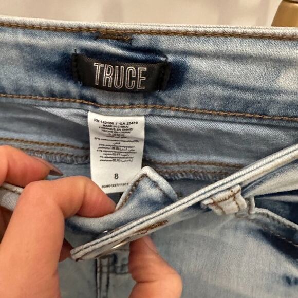 Truce Distressed Patch Jeans Kids Size 8 NWT - Picture 5 of 5